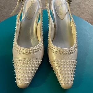 Pearly Beaded Short heels